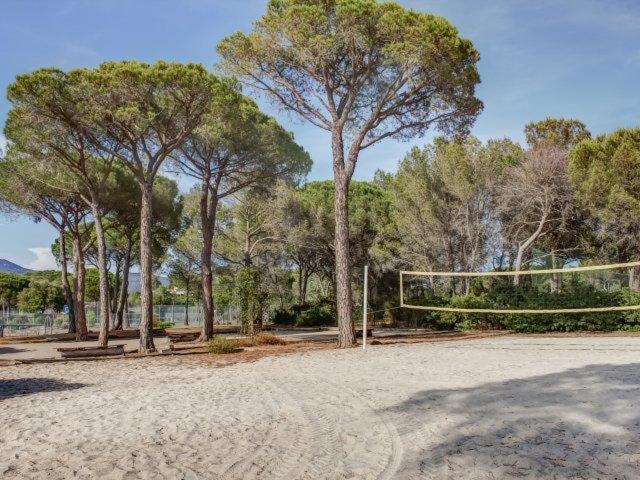Studio 4P Vue Piscine St Raphael Valescure - Au Coeur Des Golfs Saint-Raphaël Dış mekan fotoğraf