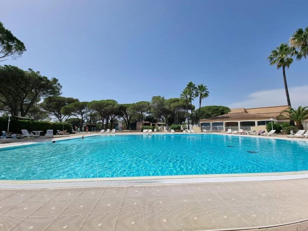 Studio 4P Vue Piscine St Raphael Valescure - Au Coeur Des Golfs Saint-Raphaël Dış mekan fotoğraf
